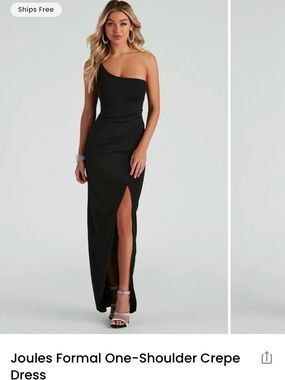 Windsor Black One-Shoulder Slit Gown